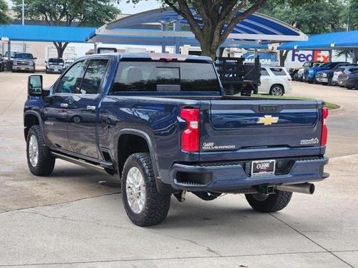 2022 Chevrolet Silverado 2500 High Country