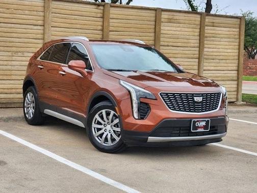 2020 Cadillac XT4 Premium Luxury