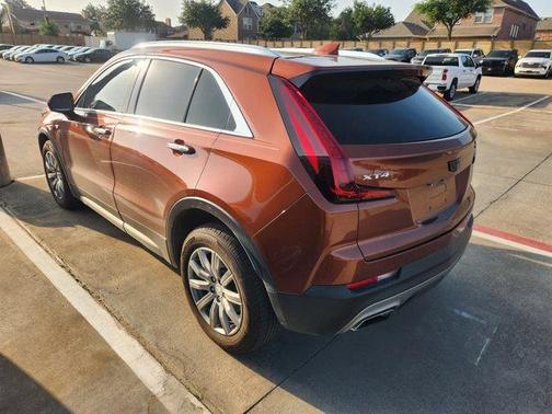 2020 Cadillac XT4 Premium Luxury