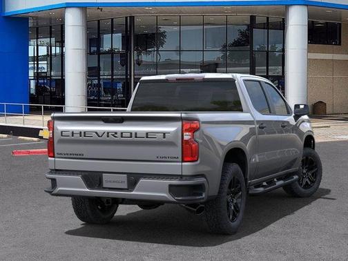 2025 Chevrolet Silverado 1500 Custom