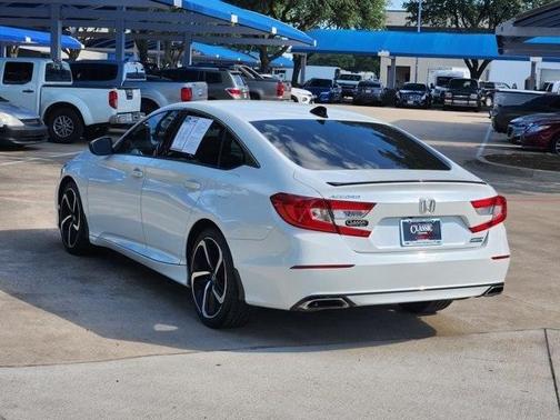 2022 Honda Accord Sport SE