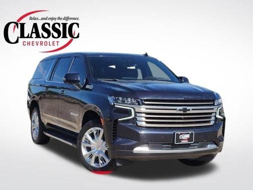 Dark Ash Metallic 2023 Chevrolet Suburban High Country