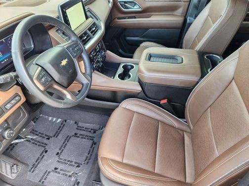 2023 Chevrolet Suburban High Country