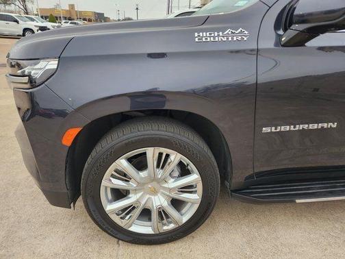 2023 Chevrolet Suburban High Country