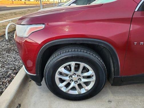 2020 Chevrolet Traverse LT Leather