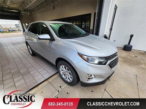 Silver Ice Metallic 2018 Chevrolet Equinox 1LT