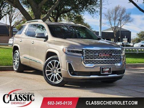 2023 GMC Acadia Denali