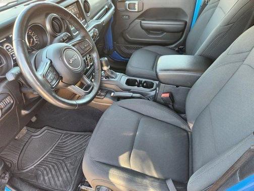 2021 Jeep Gladiator Sport