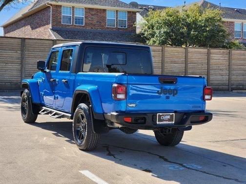 2021 Jeep Gladiator Sport