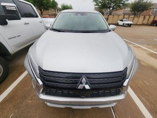 Alloy Silver Metallic 2025 Mitsubishi Eclipse Cross SE