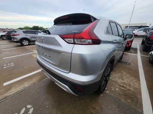 Alloy Silver Metallic 2025 Mitsubishi Eclipse Cross SE