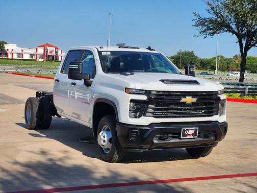 2026 Chevrolet Silverado 3500 WT