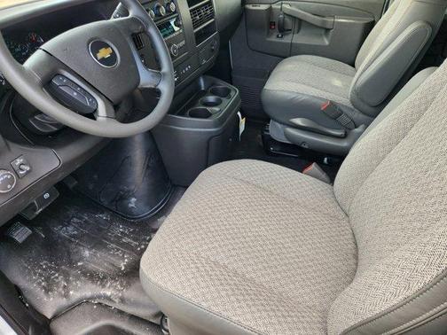 2025 Chevrolet Express 2500 Work Van