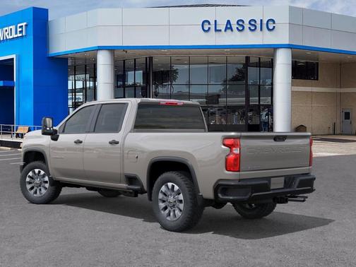 2026 Chevrolet Silverado 2500 Custom