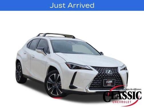 White 2025 Lexus UX 300h 300H