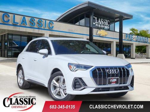 2022 Audi Q3 45 S line Premium