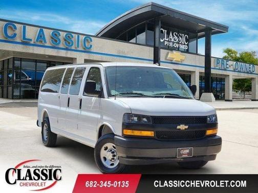 Summit White 2025 Chevrolet Express 3500 LS