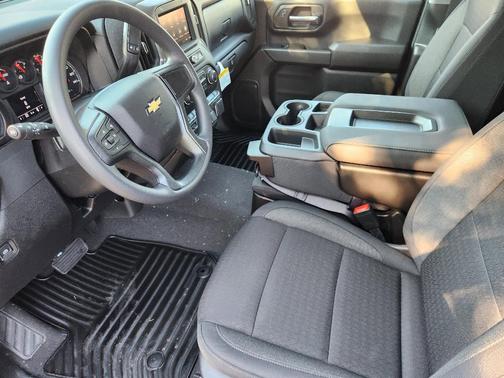 2026 Chevrolet Silverado 2500 Custom