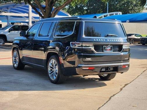 2022 Jeep Grand Wagoneer Series II