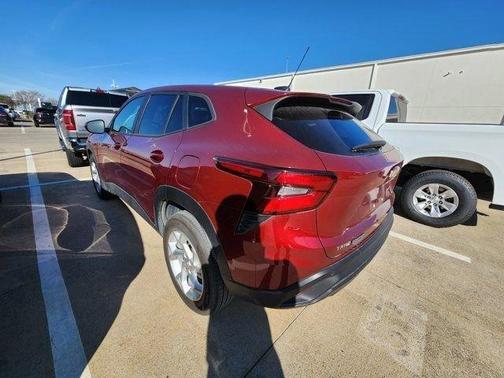 2024 Chevrolet Trax LS