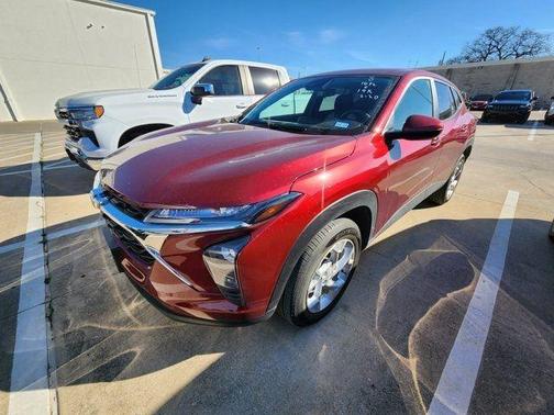 2024 Chevrolet Trax LS