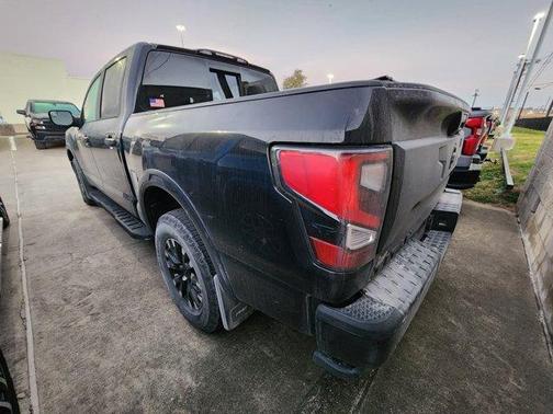 2021 Nissan Titan PRO-4X