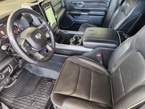 Delmonico Red Pearlcoat 2021 RAM 1500 Laramie