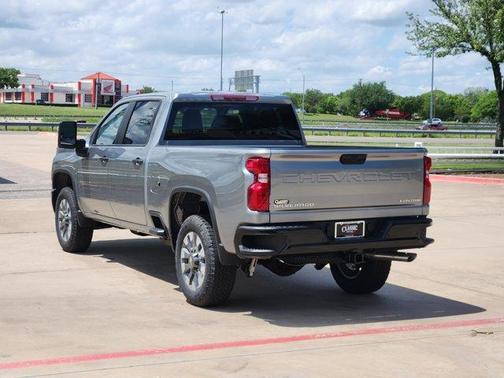 2025 Chevrolet Silverado 2500 Custom