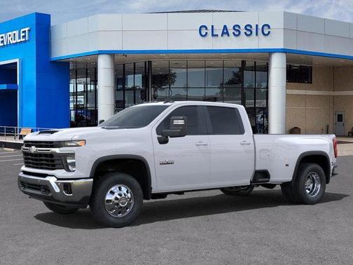 2025 Chevrolet Silverado 3500 LT