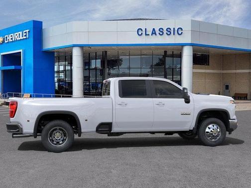 2025 Chevrolet Silverado 3500 LT
