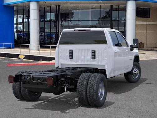 Summit White 2026 Chevrolet Silverado 3500 WT
