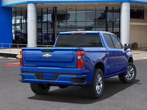 2025 Chevrolet Silverado 1500 Custom