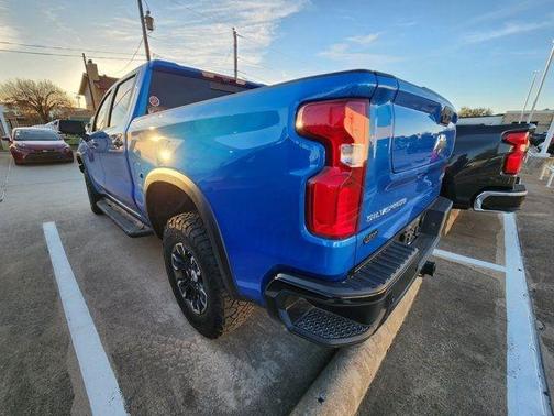 2025 Chevrolet Silverado 1500 ZR2