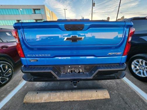 2025 Chevrolet Silverado 1500 ZR2