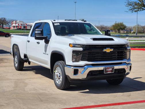 2026 Chevrolet Silverado 2500 Custom