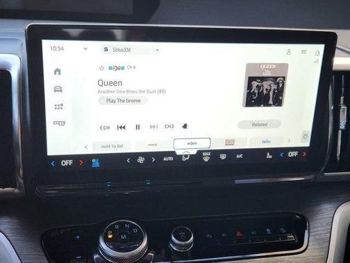 White Metallic 2025 Ford Expedition Max Platinum