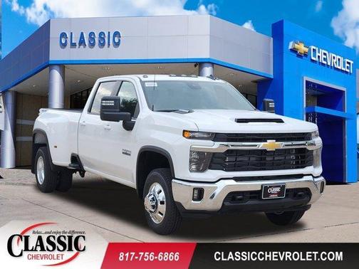 2025 Chevrolet Silverado 3500 LT