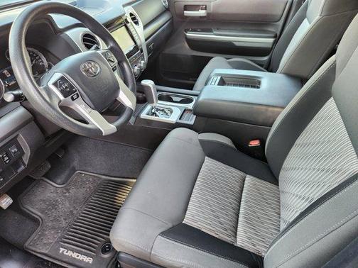 2015 Toyota Tundra SR5