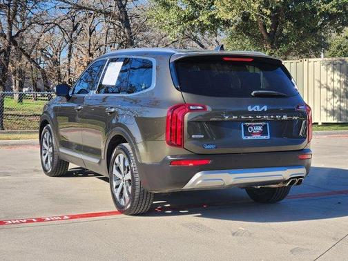 2022 Kia Telluride S
