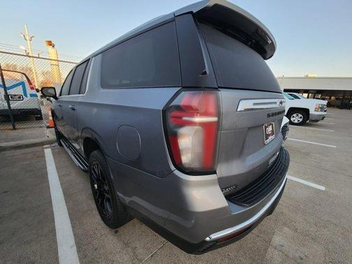 2021 Chevrolet Suburban LT