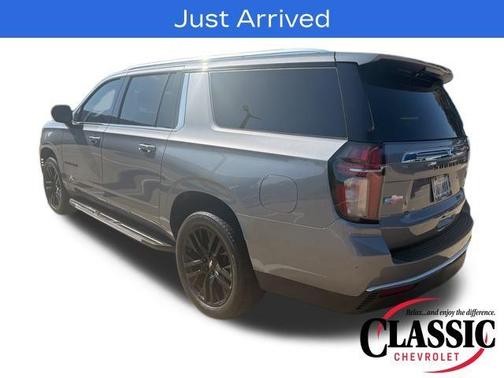 2021 Chevrolet Suburban LT