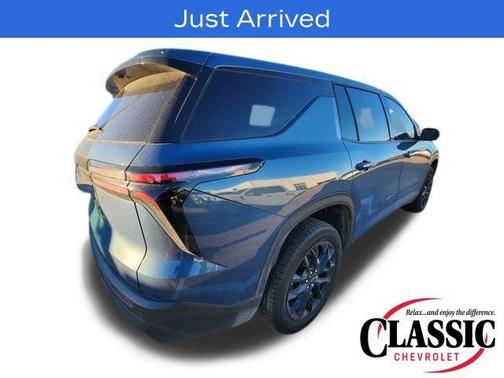 2024 Chevrolet Traverse LS