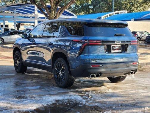 2024 Chevrolet Traverse LS