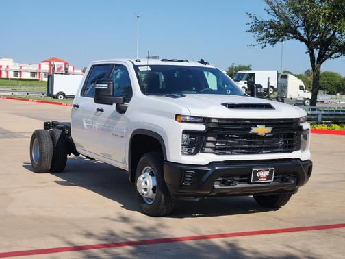 2026 Chevrolet Silverado 3500 WT