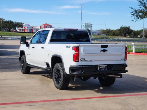 2026 Chevrolet Silverado 2500 LTZ