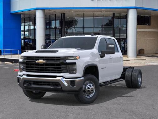 2025 Chevrolet Silverado 3500 WT