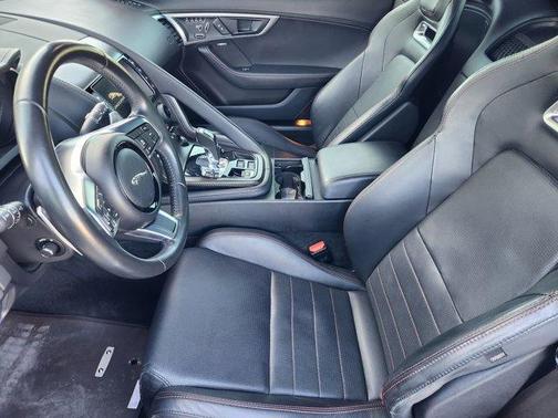 2018 Jaguar F-TYPE 296HP