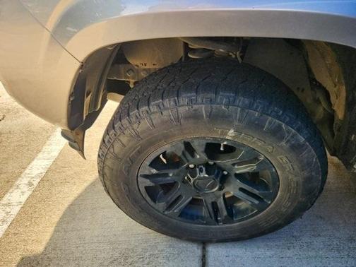 2018 Toyota Tacoma SR