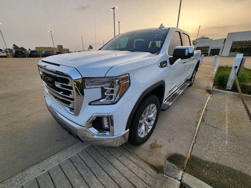 Summit White 2021 GMC Sierra 1500 SLT