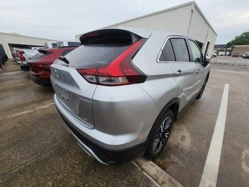 Alloy Silver Metallic 2025 Mitsubishi Eclipse Cross SE